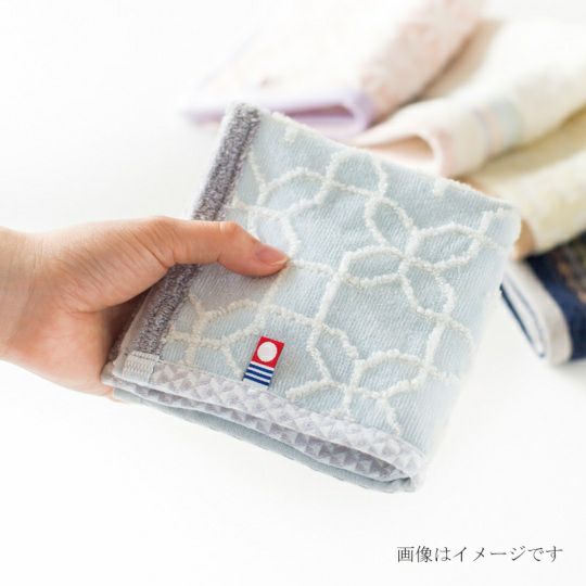 今治謹製 千歳はんかち 木箱入り タオルハンカチ3枚セット HK3017