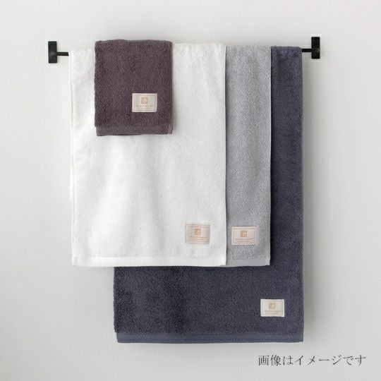 今治謹製 極上タオル superior 木箱入り バスタオル1枚・フェイス
