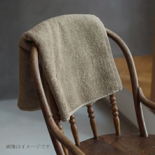 今治謹製 極上タオル premium 木箱入り コンパクトバスタオル2枚