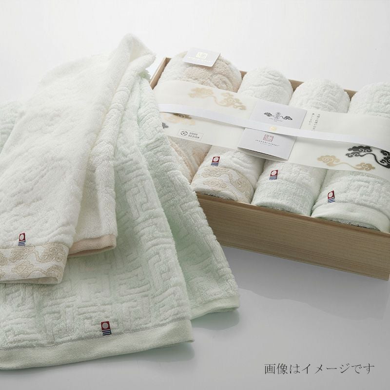 kiyoページ 今治謹製 雲母唐長（KIRA KARACHO)タオル 木箱入り コンパクトバス